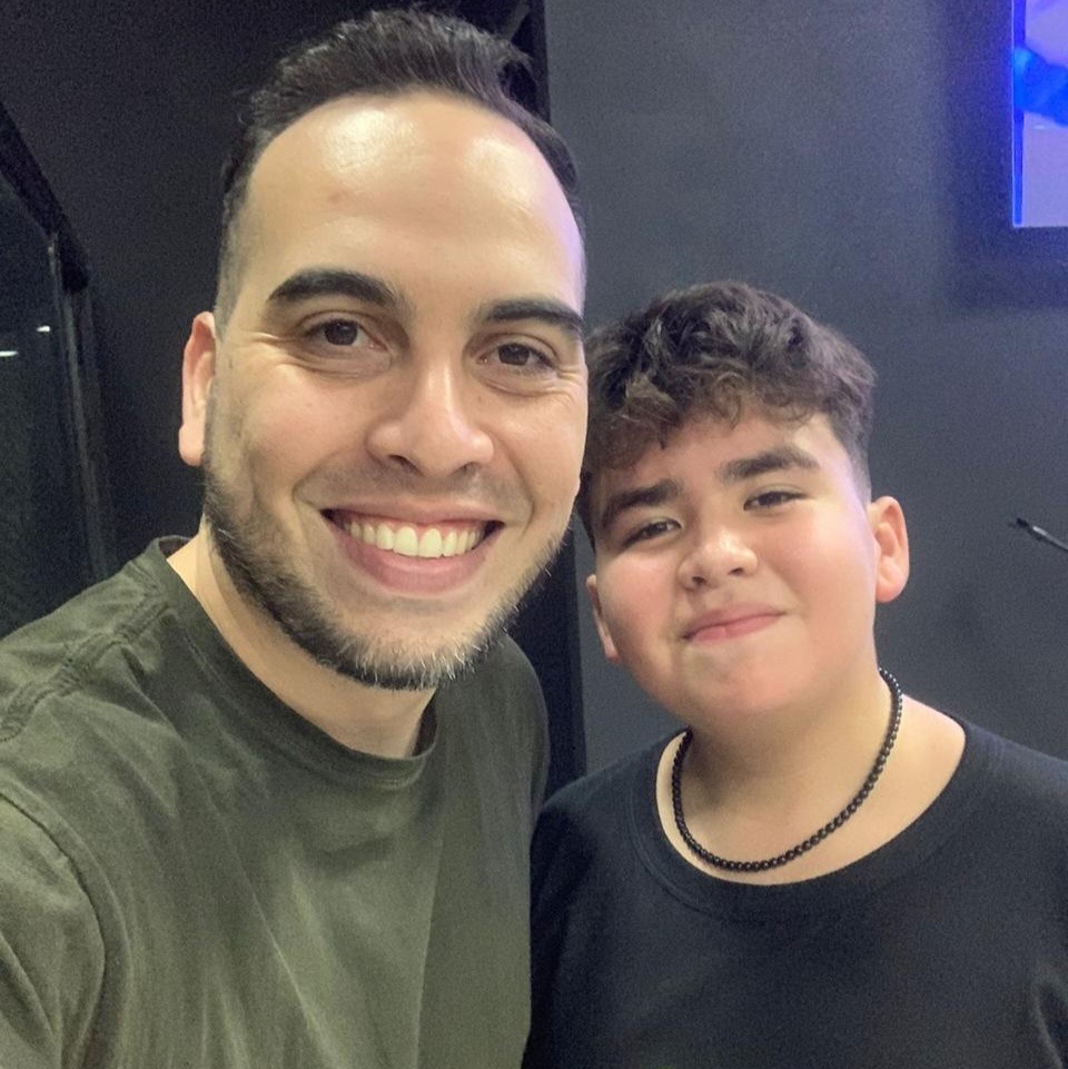 Axel junto al baterista Franco Andrada